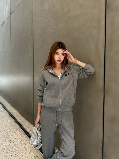 Cozy & Chic Athleisure Set (Two-Piece)
