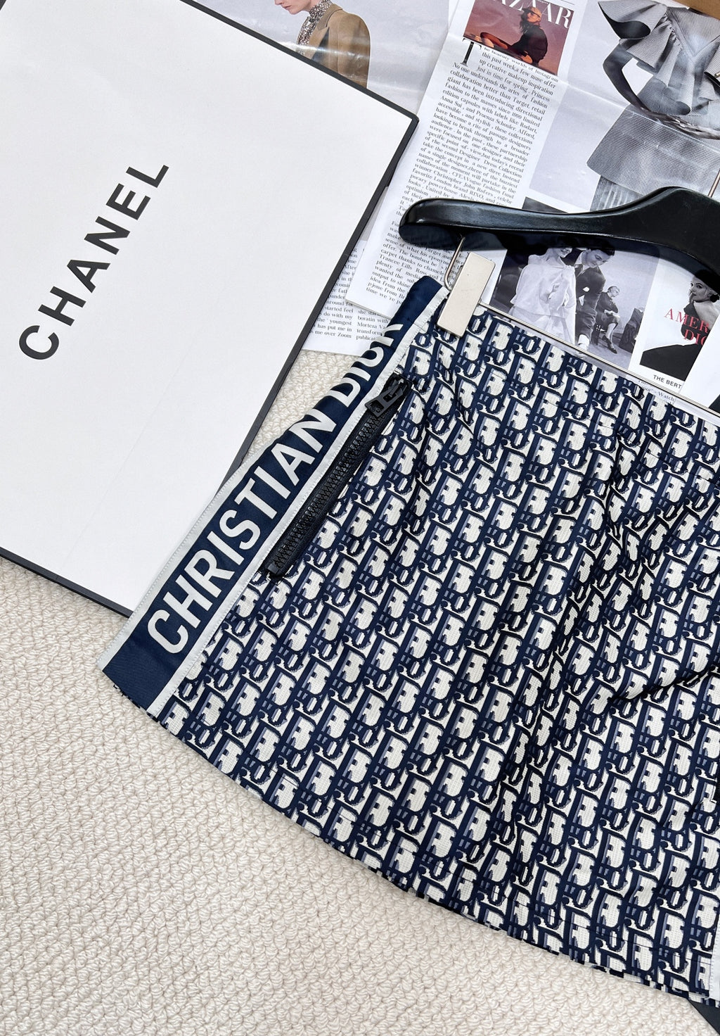 D Chic & Timeless Logo Jacquard Skirt