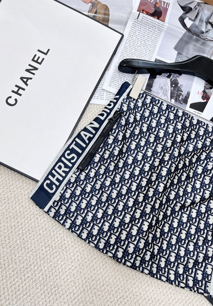 D Chic & Timeless Logo Jacquard Skirt