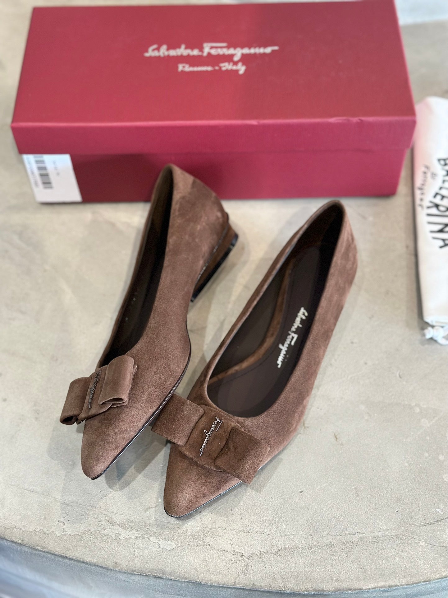 SF Viva Pointed-Toe Ballet Flats