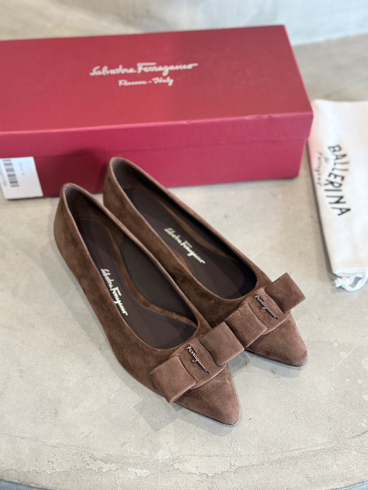 SF Viva Pointed-Toe Ballet Flats