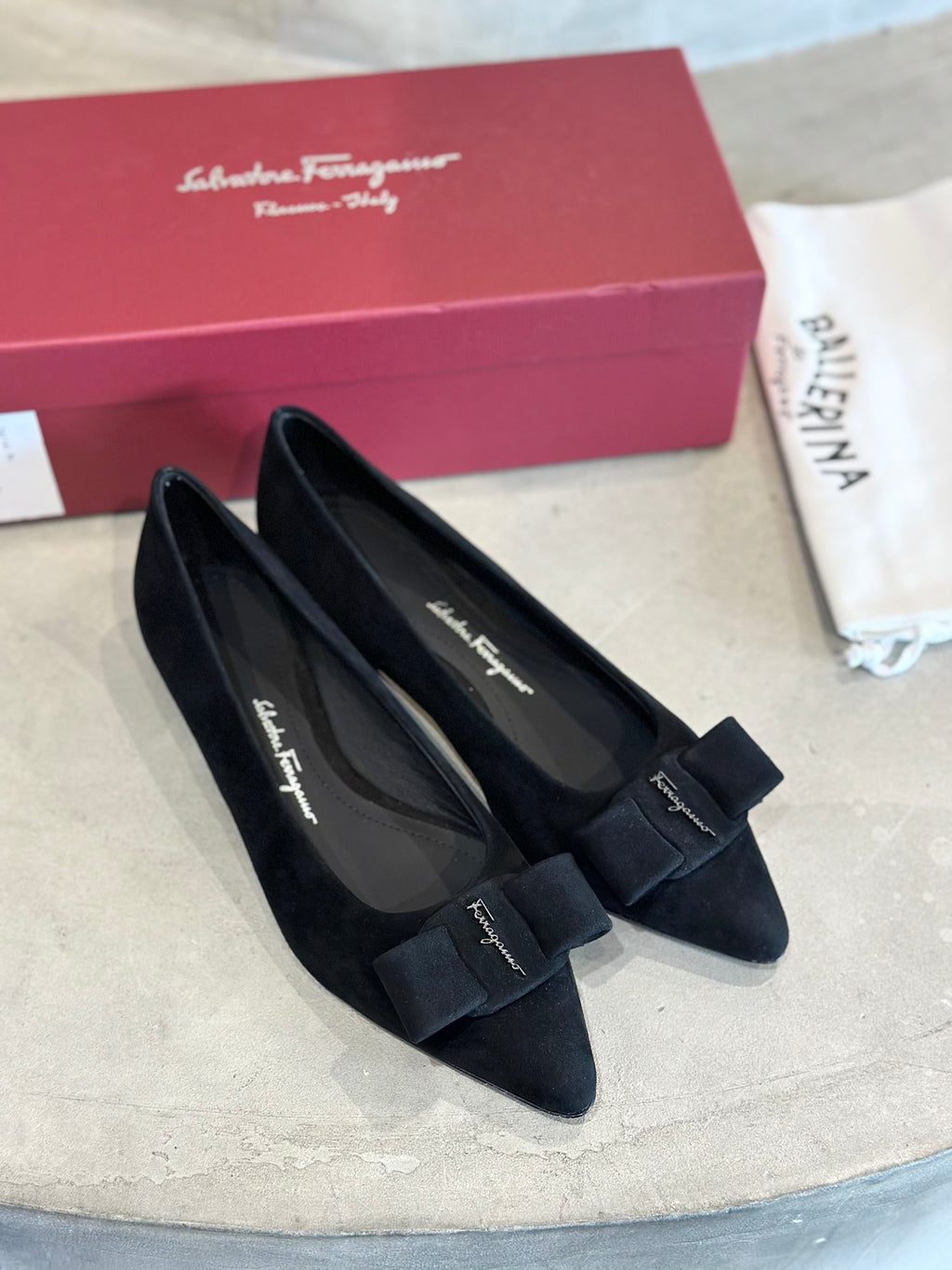 SF Viva Pointed-Toe Ballet Flats