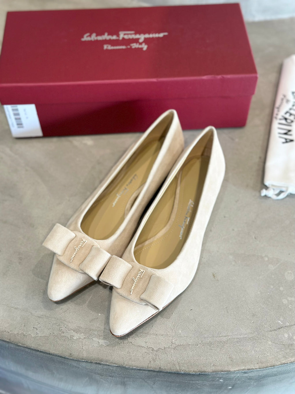 SF Viva Pointed-Toe Ballet Flats