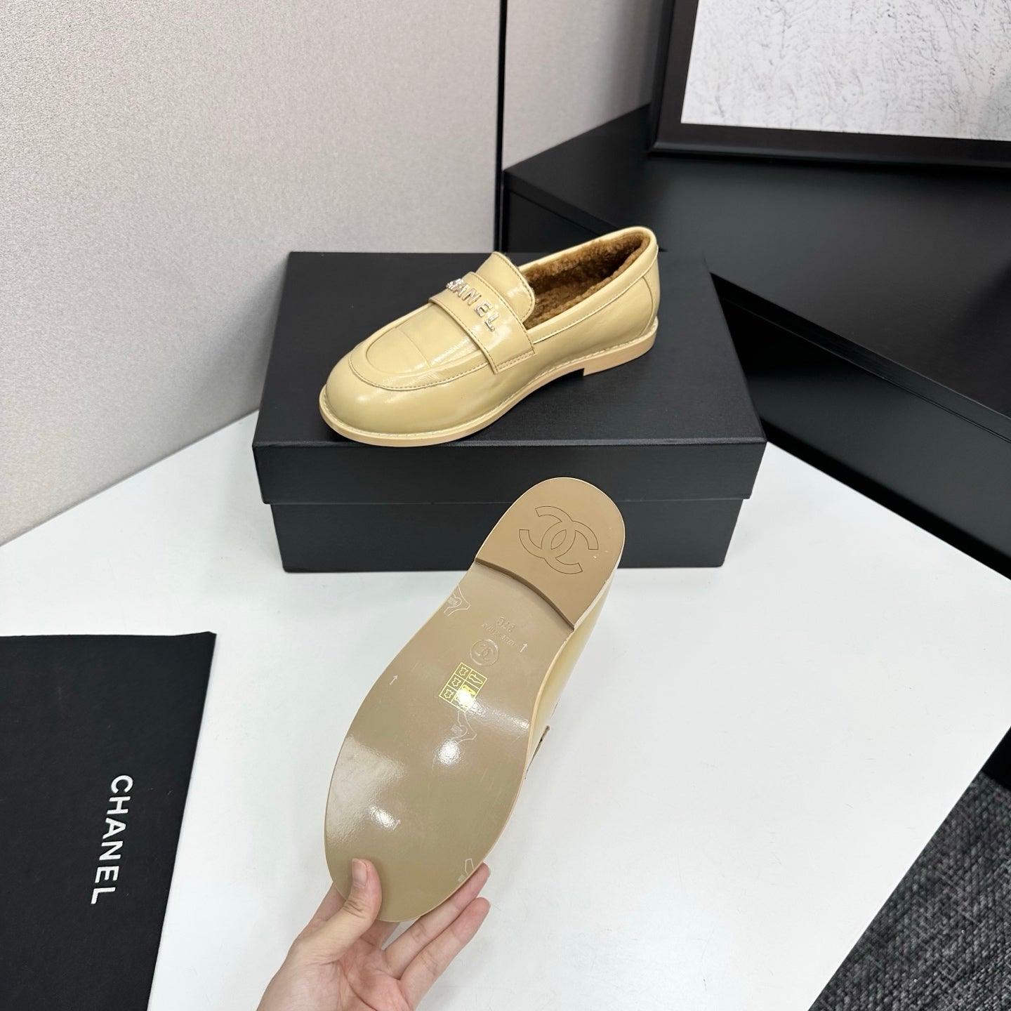 2025 Premium Leather Short Boots — Fall/Winter Must-Have