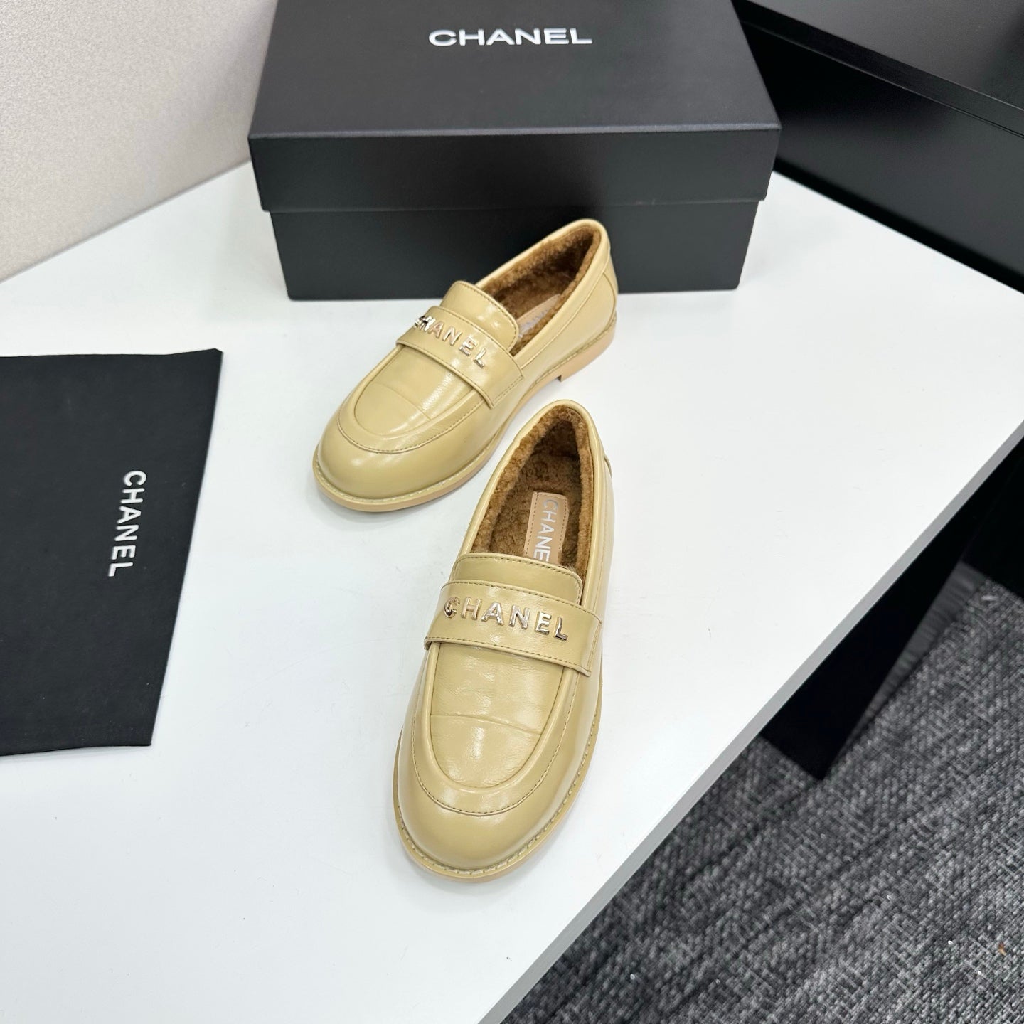 2025 Premium Leather Short Boots — Fall/Winter Must-Have