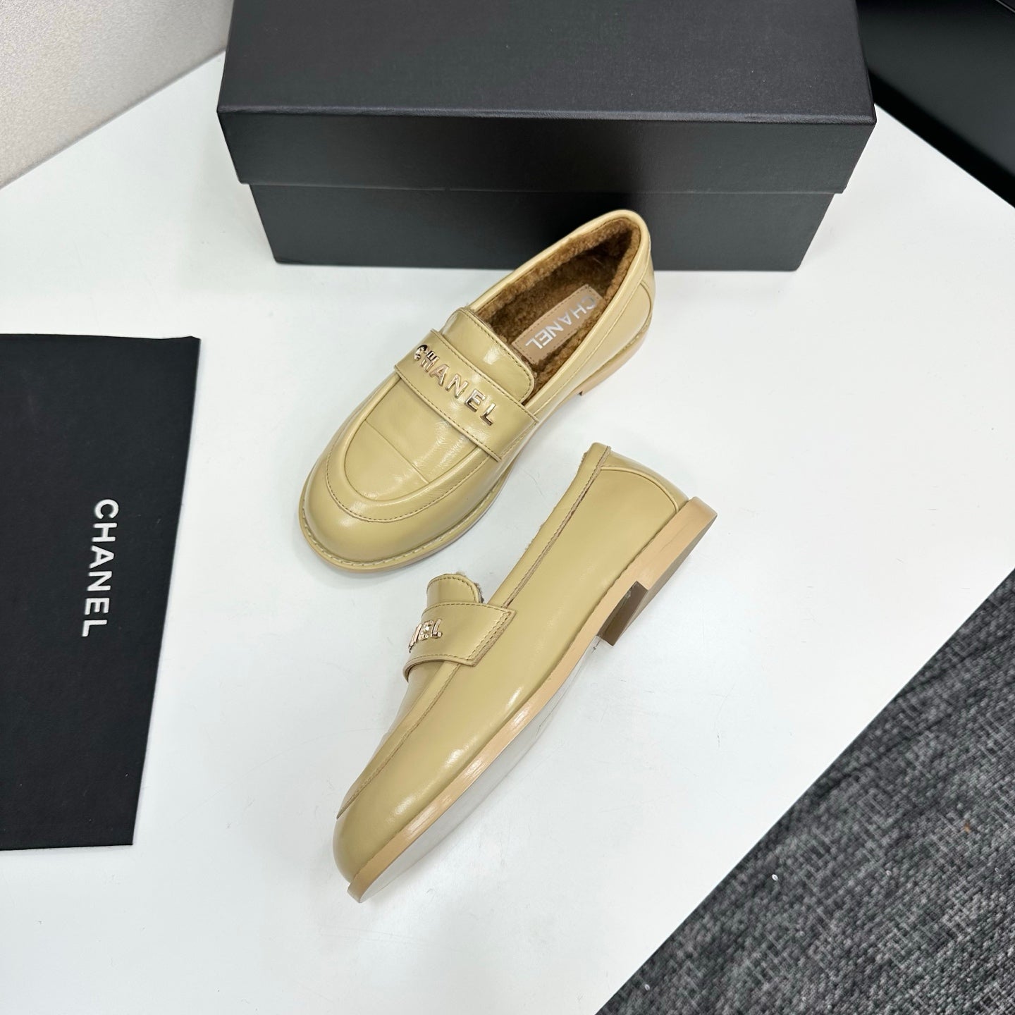 2025 Premium Leather Short Boots — Fall/Winter Must-Have