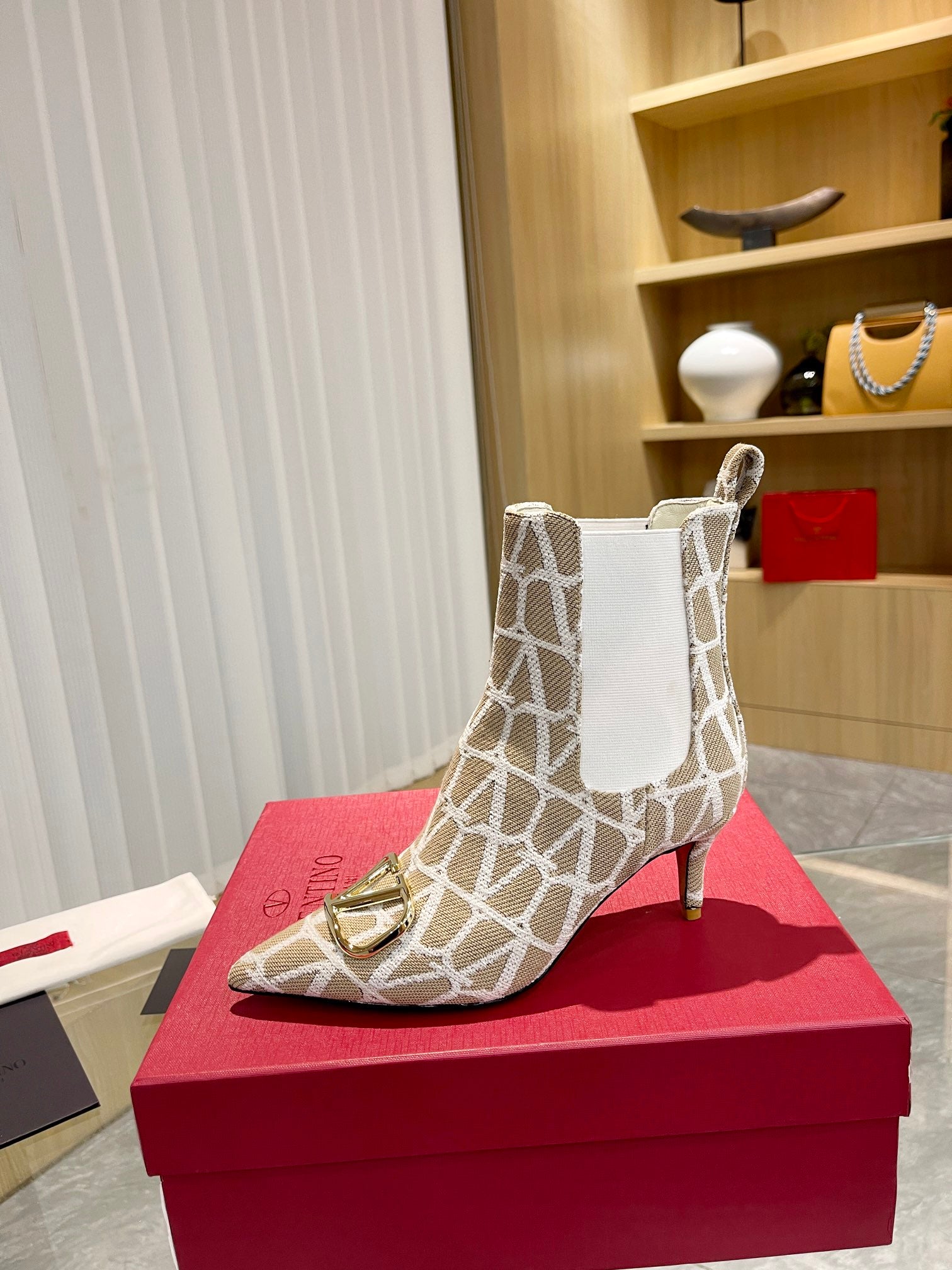 Elegant Printed Fabric Fashion Boots — Gold Buckle Edition