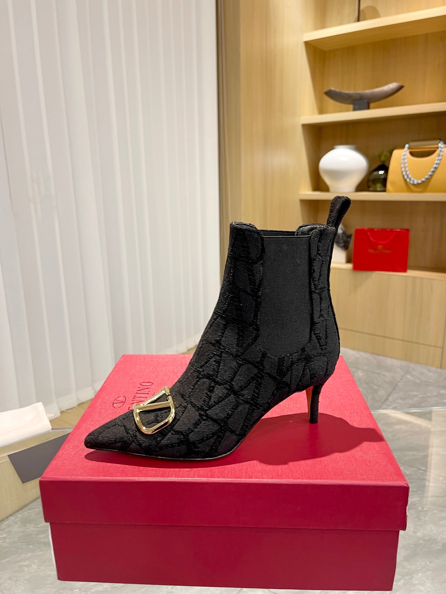 Elegant Printed Fabric Fashion Boots — Gold Buckle Edition