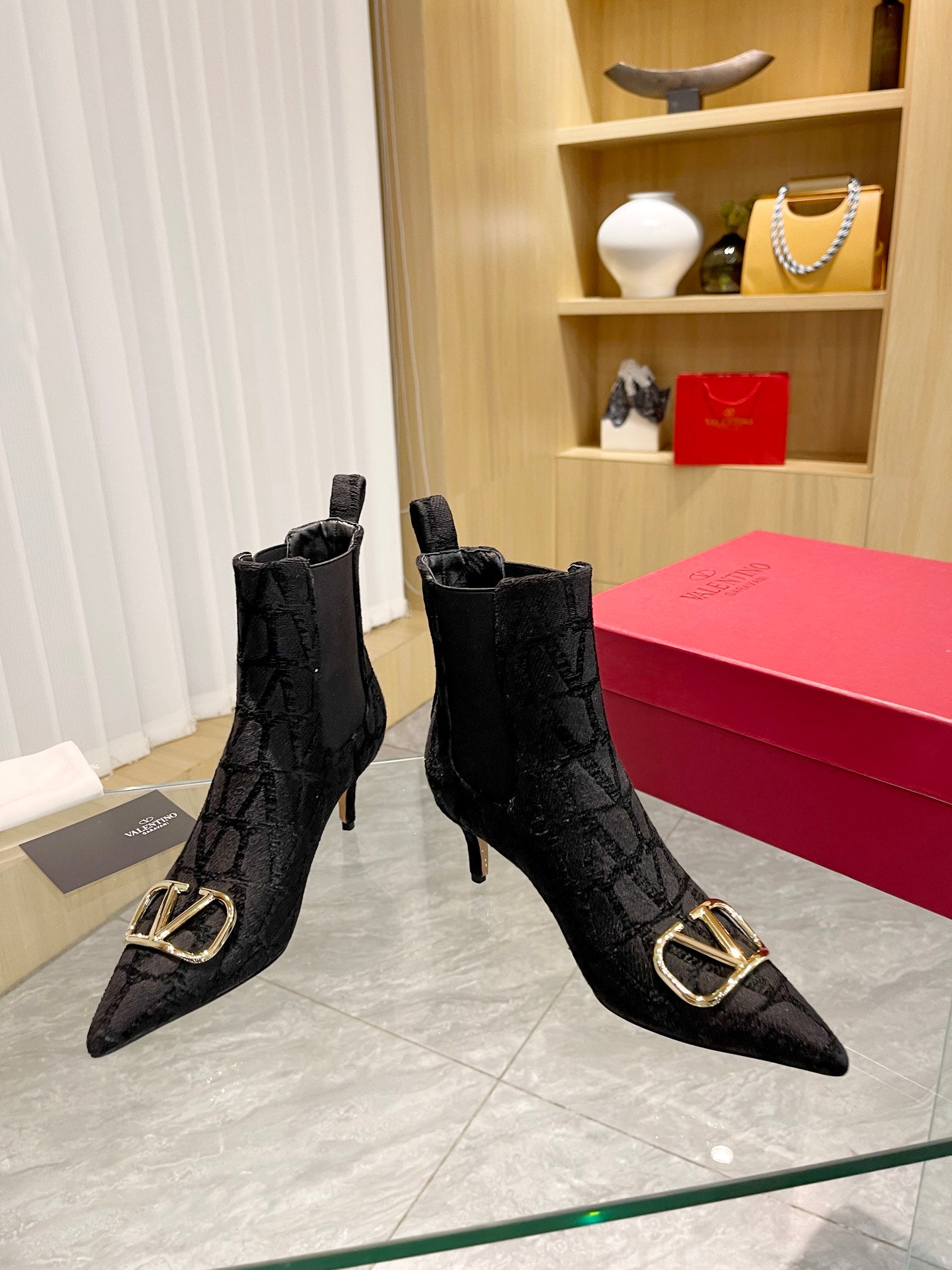 Elegant Printed Fabric Fashion Boots — Gold Buckle Edition