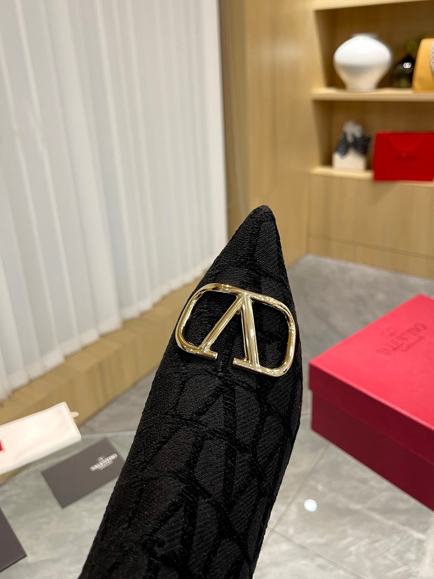 Elegant Printed Fabric Fashion Boots — Gold Buckle Edition