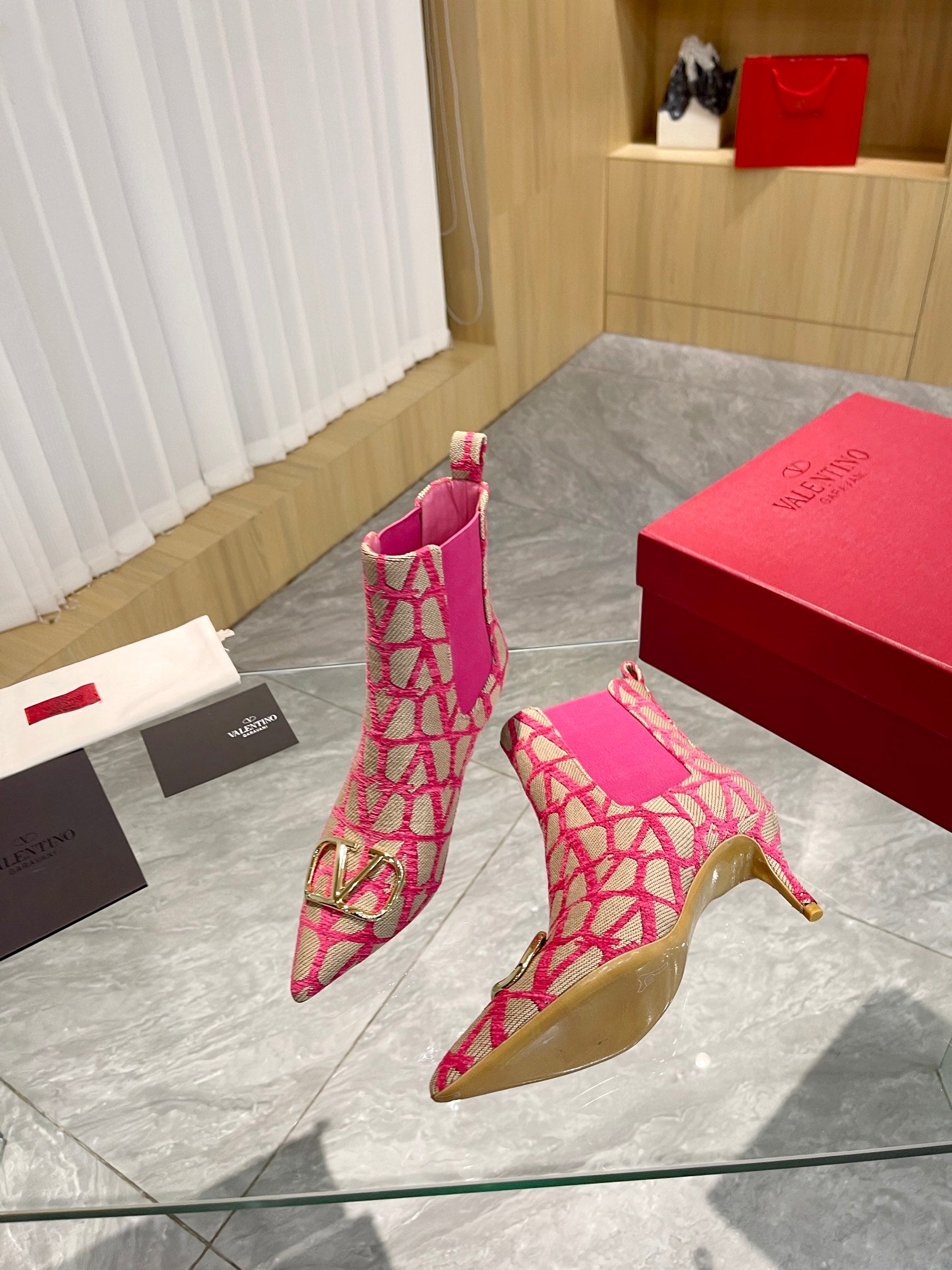 Elegant Printed Fabric Fashion Boots — Gold Buckle Edition