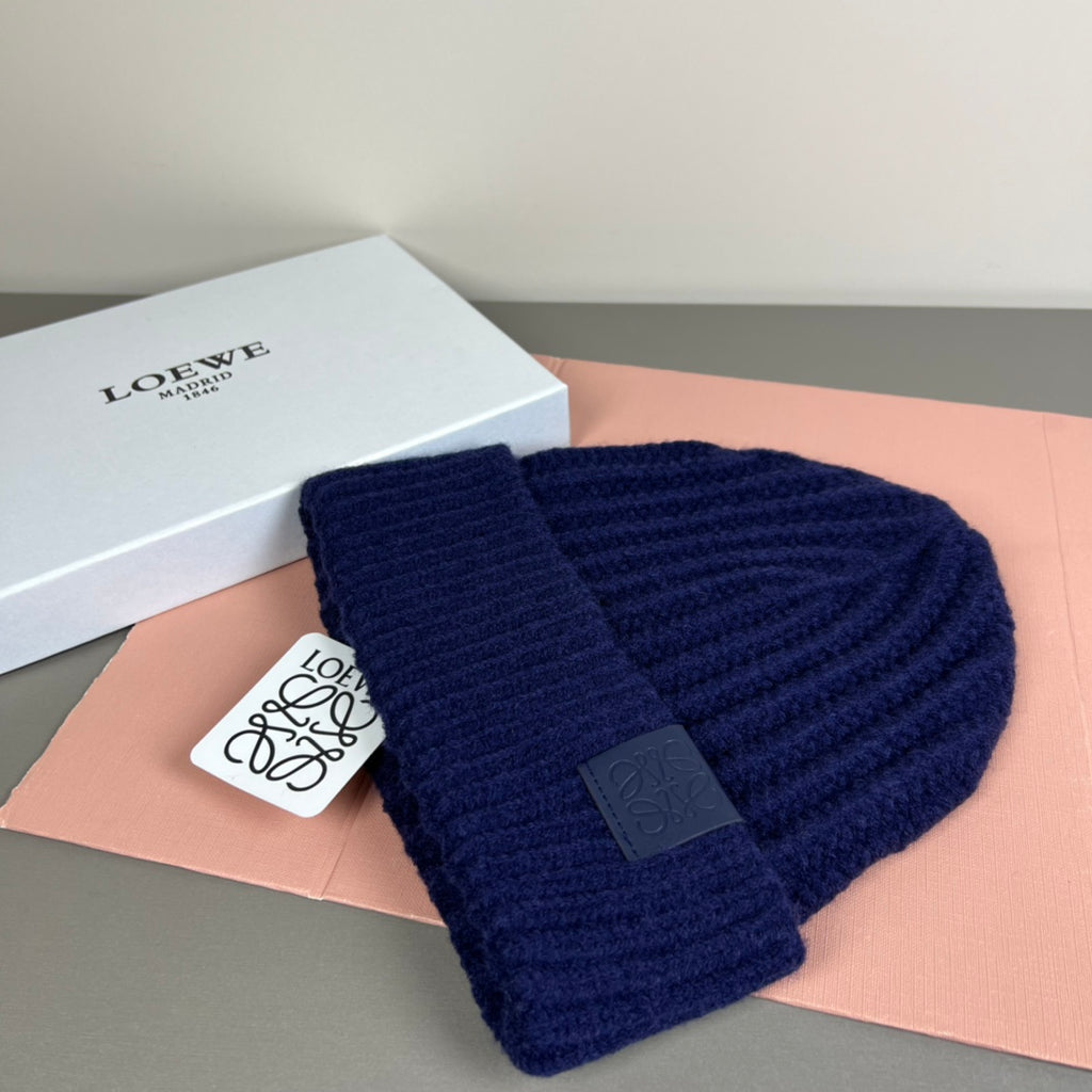 LW Classic Knit Beanie – Unisex (Top quality )