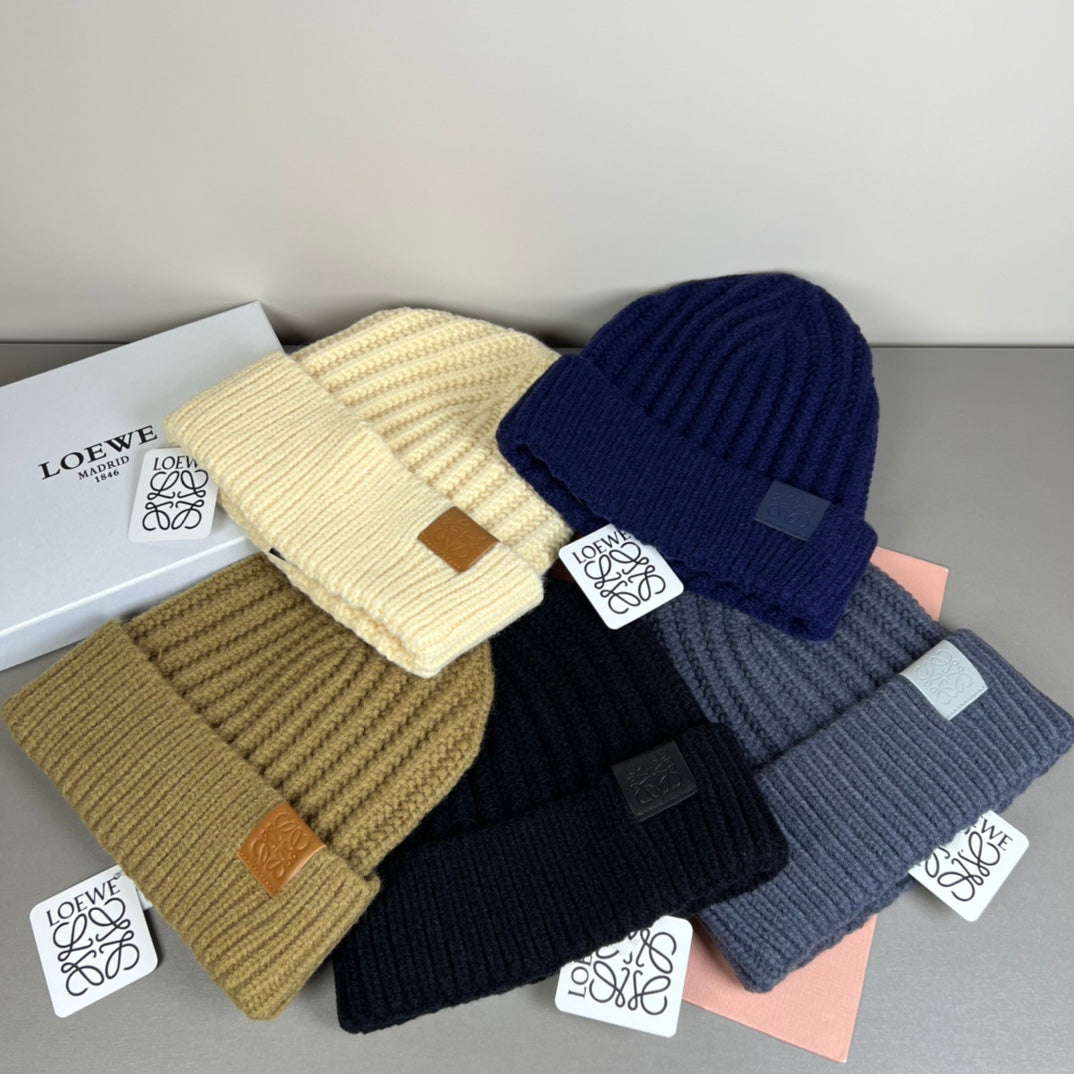 LW Classic Knit Beanie – Unisex (Top quality )