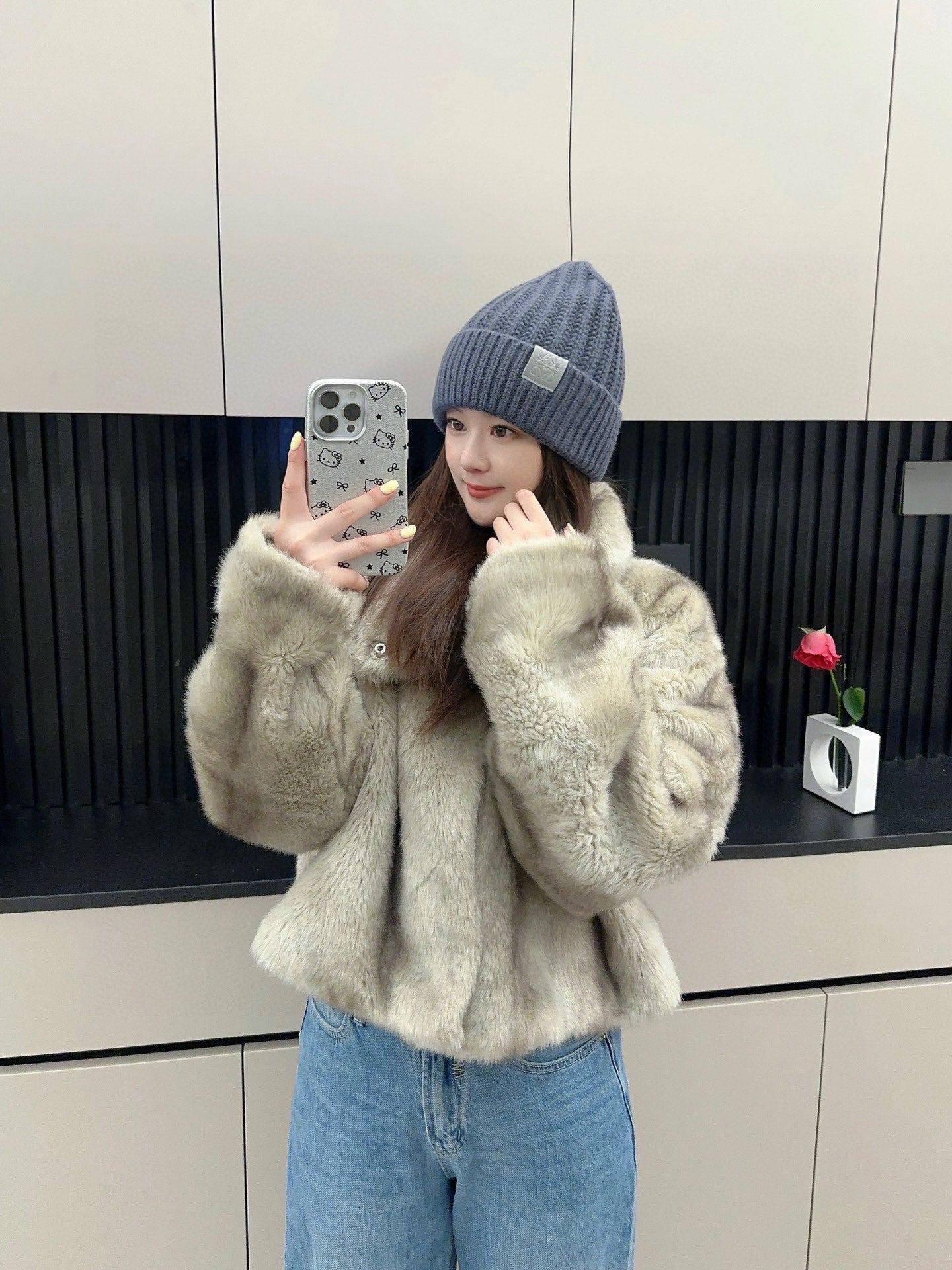 LW Classic Knit Beanie – Unisex (Top quality )