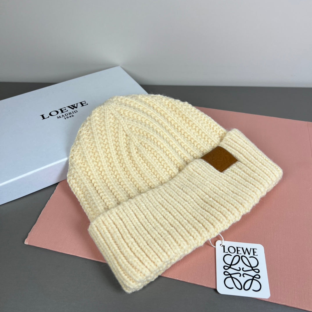 LW Classic Knit Beanie – Unisex (Top quality )