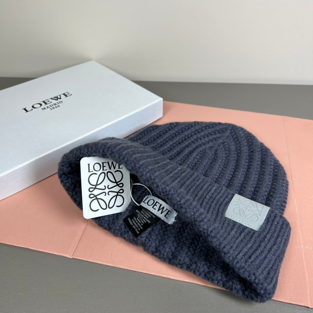 LW Classic Knit Beanie – Unisex (Top quality )