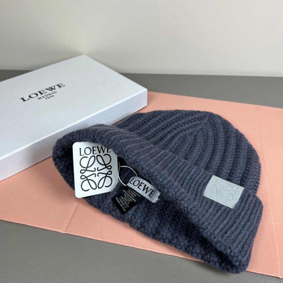 LW Classic Knit Beanie – Unisex (Top quality )