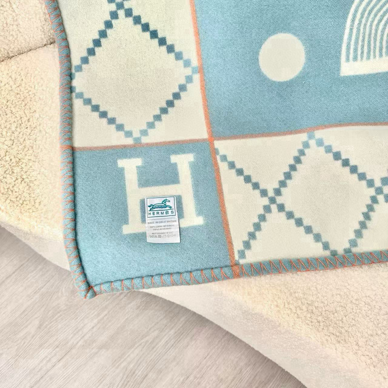 Avalon Animaux Nattes Premium Baby & Home Throw Blanket