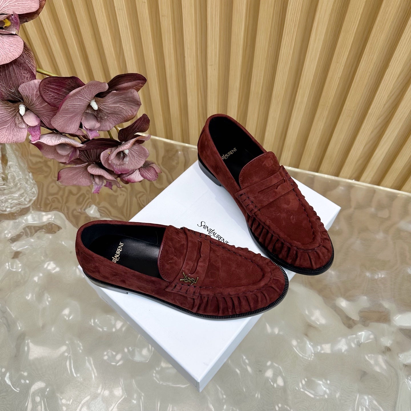 Y Flat Mules Premium Quality