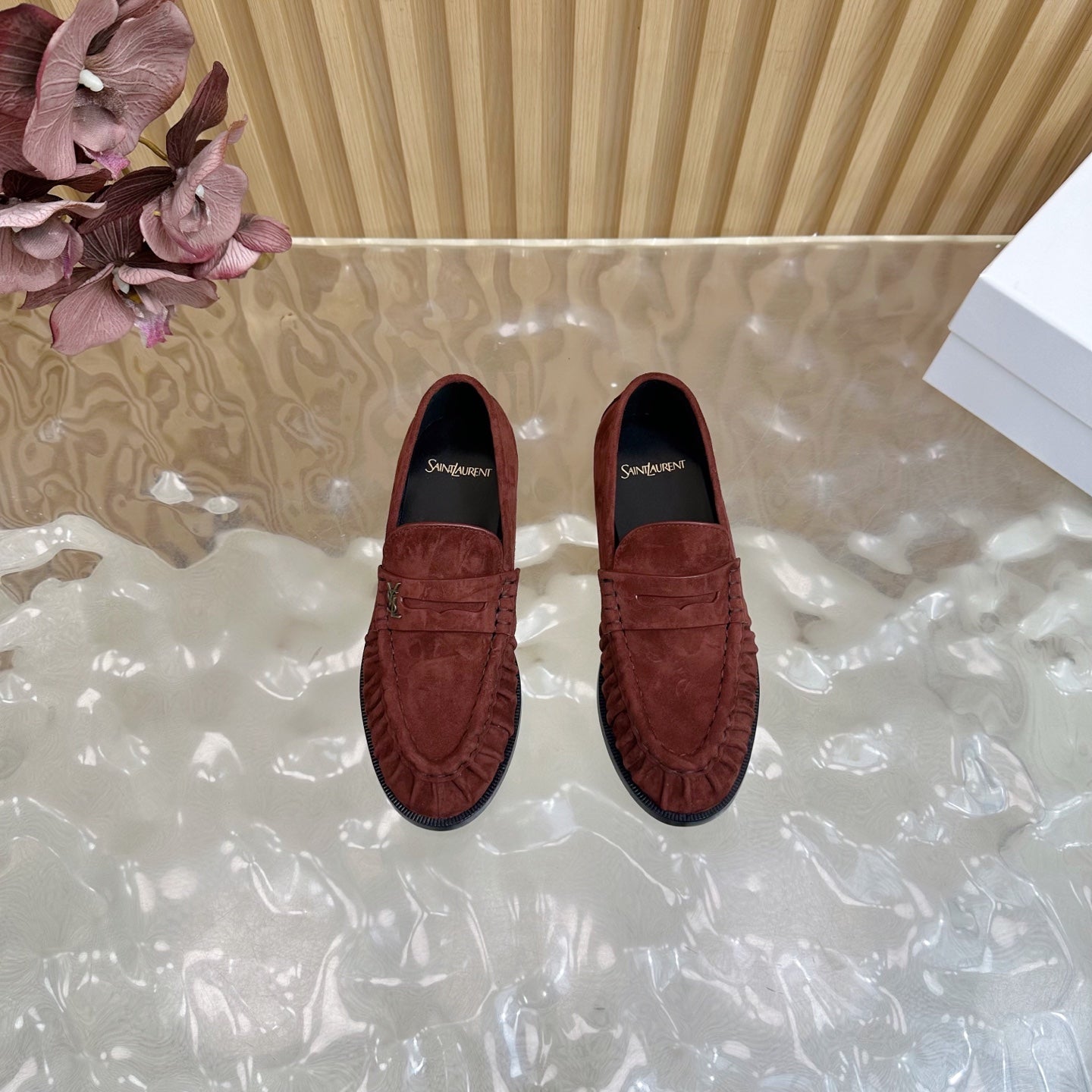 Y Flat Mules Premium Quality