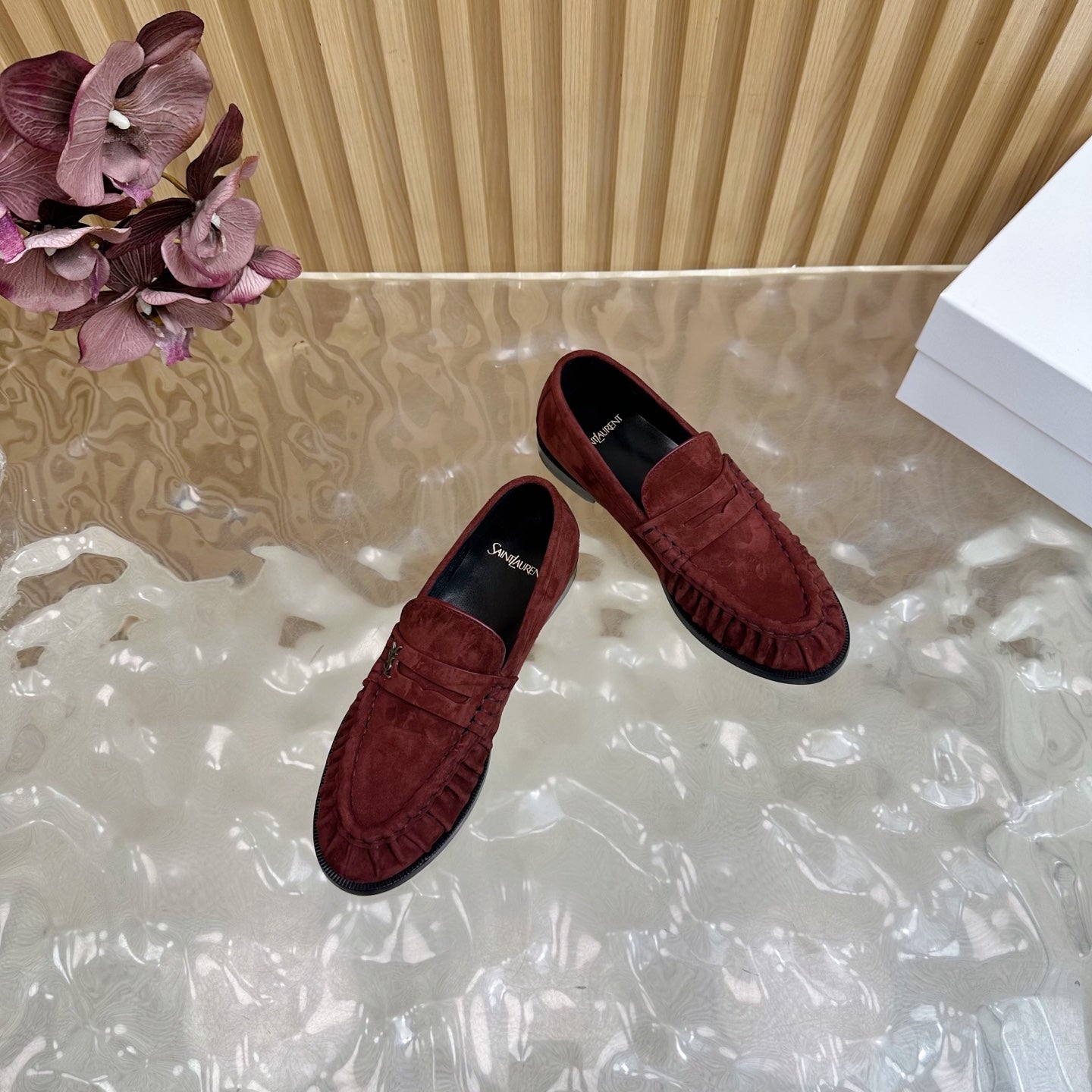 Y Flat Mules Premium Quality