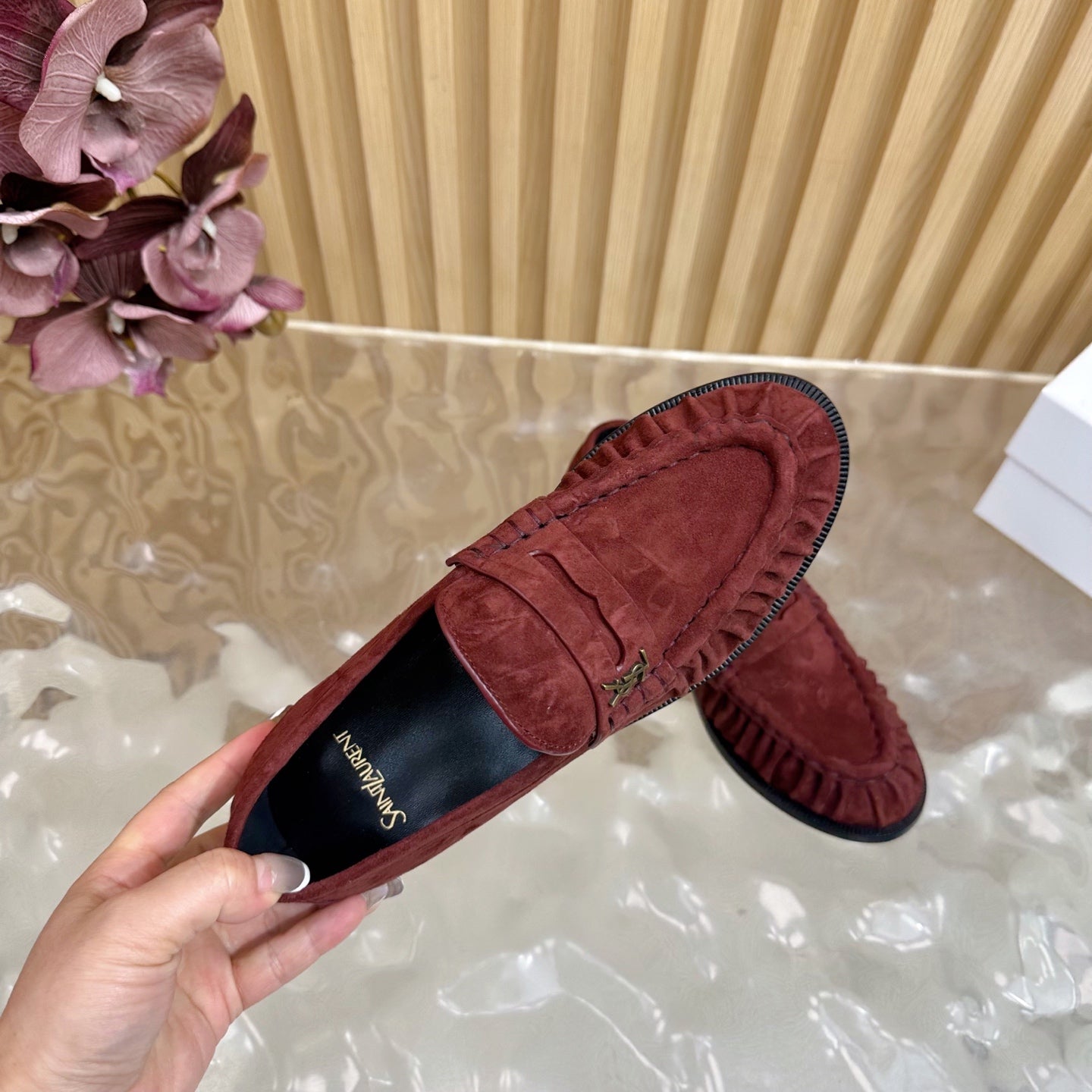 Y Flat Mules Premium Quality