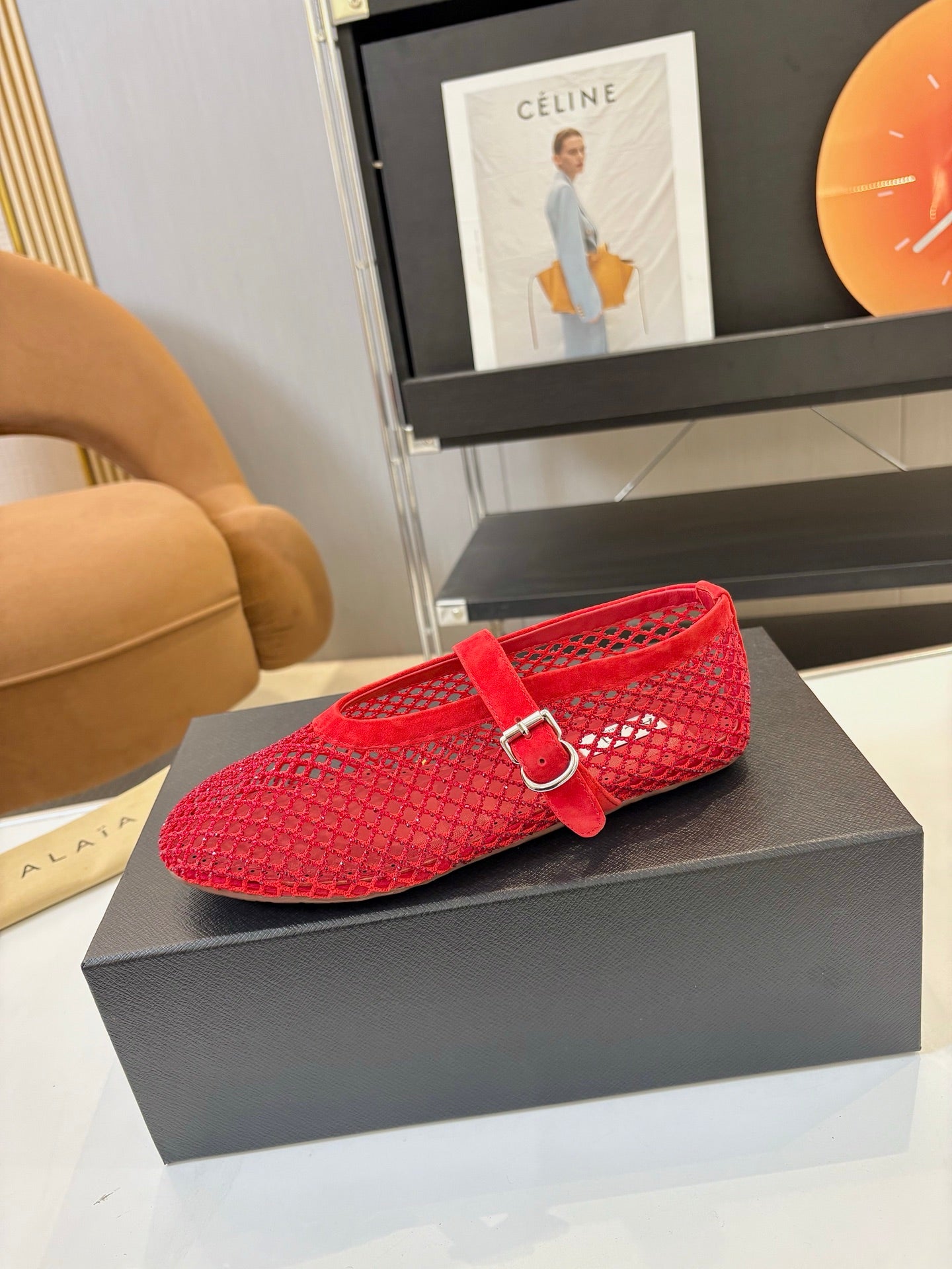 Retro Buckle Mary Jane Ballet Flats – Runway Style