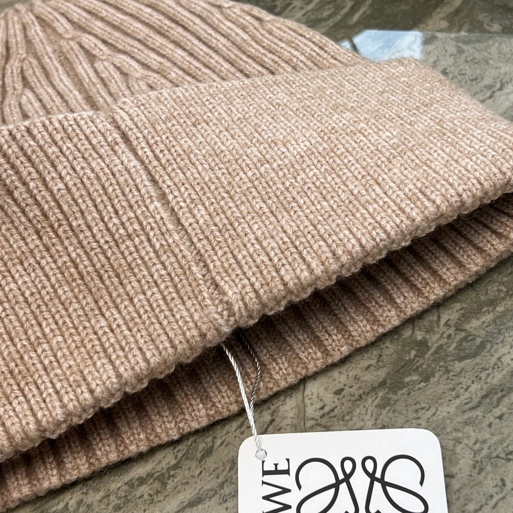 Chunky Knit Winter Hat – Cozy & Stylish