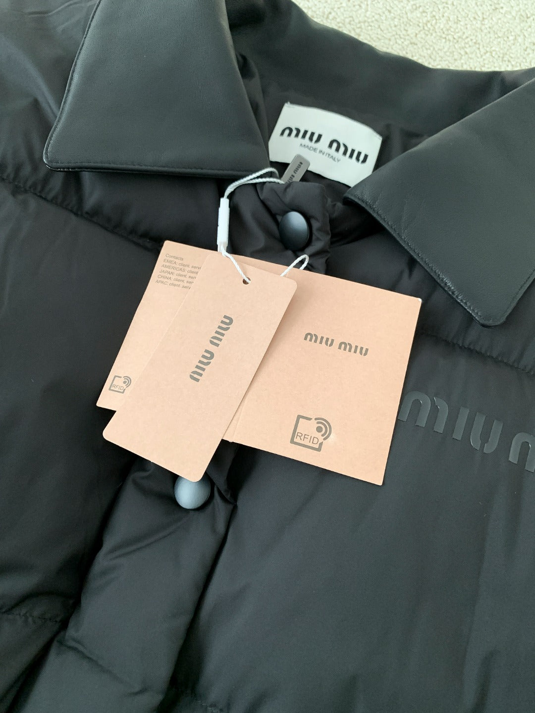 MM Premium Down Jacket with Printed Leather Collar