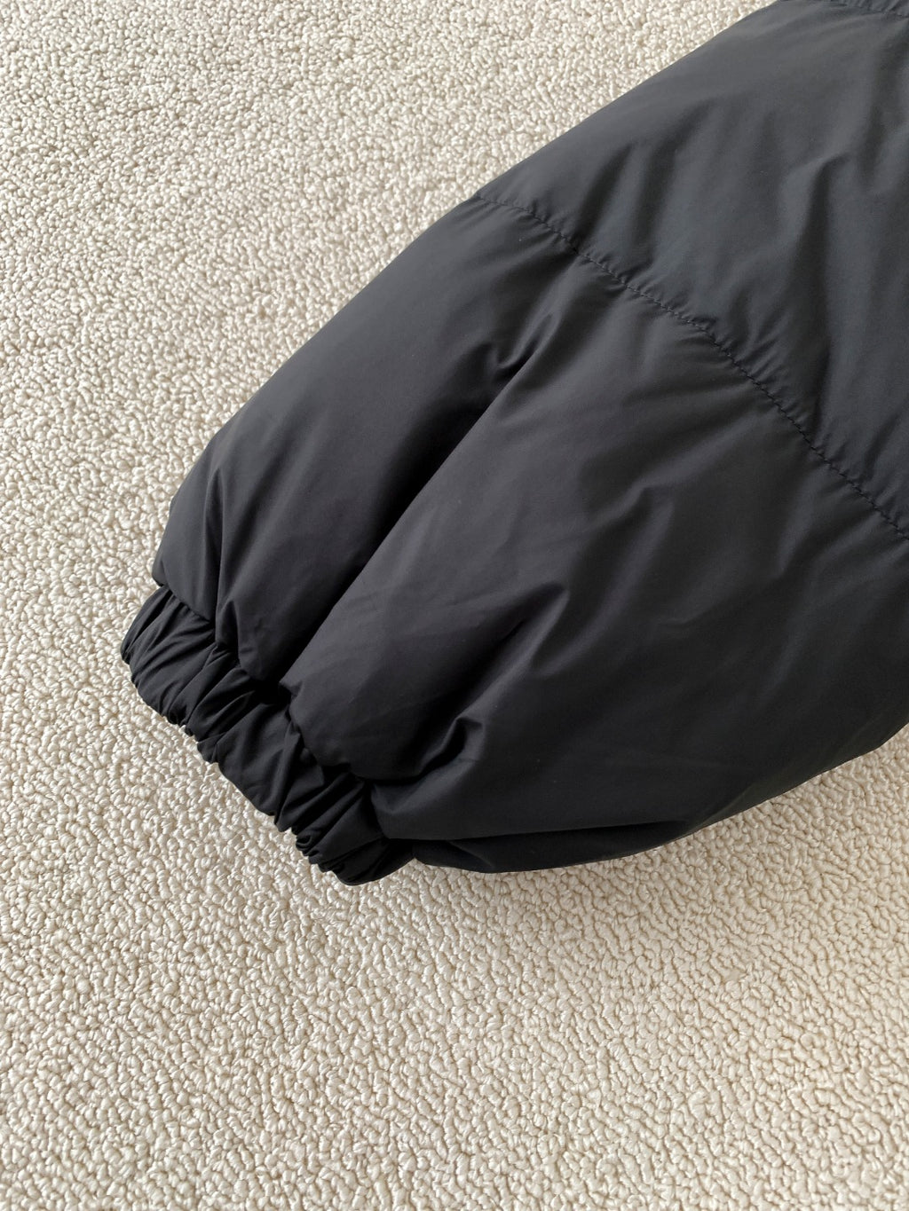 MM Premium Down Jacket with Printed Leather Collar