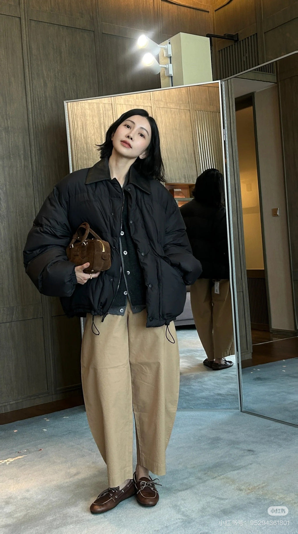 MM Premium Down Jacket with Printed Leather Collar