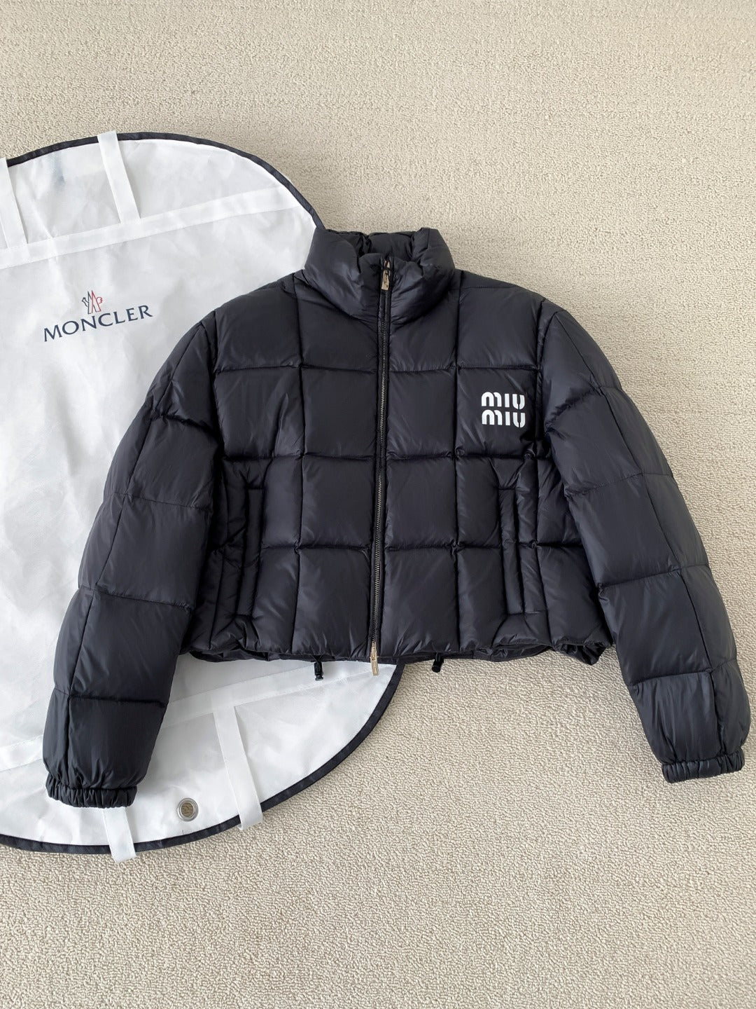Premium White Goose Down Cropped Jacket