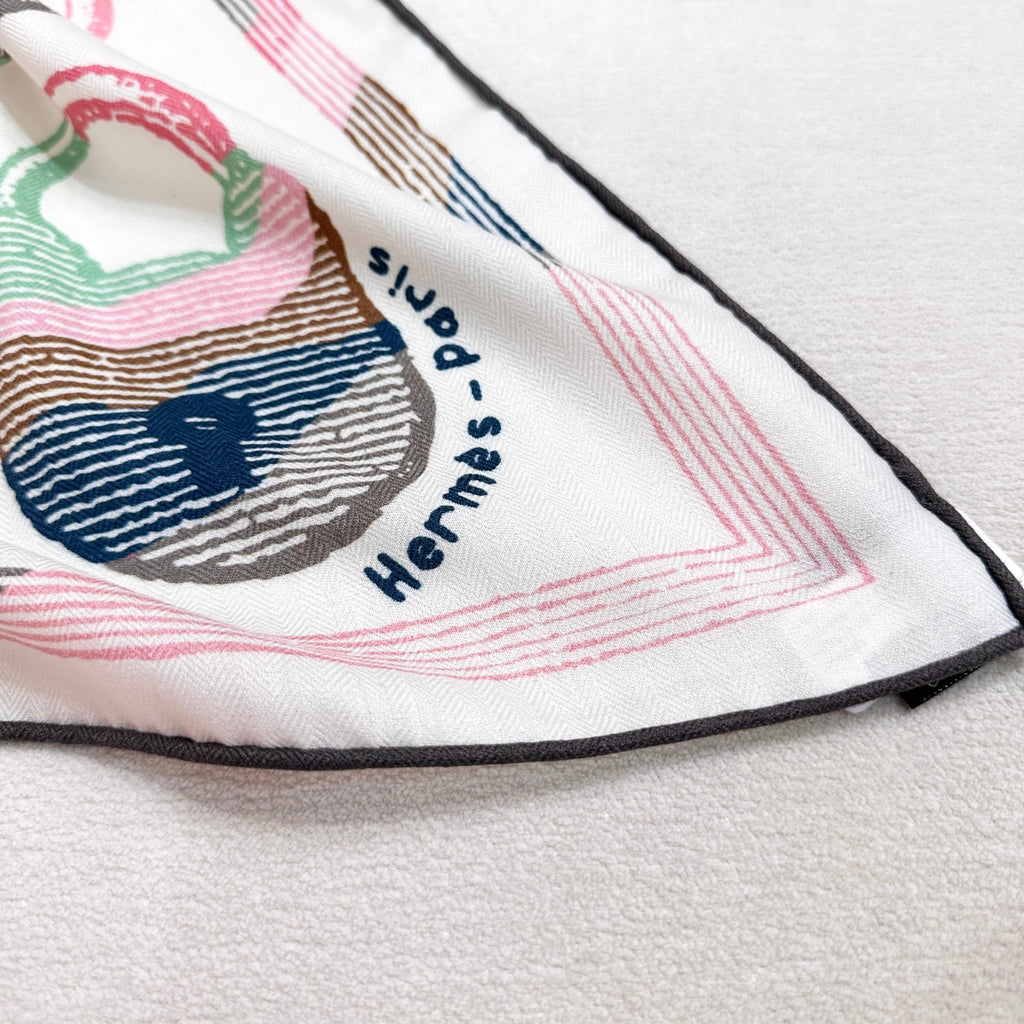 “Equestrian Story” Double-Sided Shawl (Premium Quality )