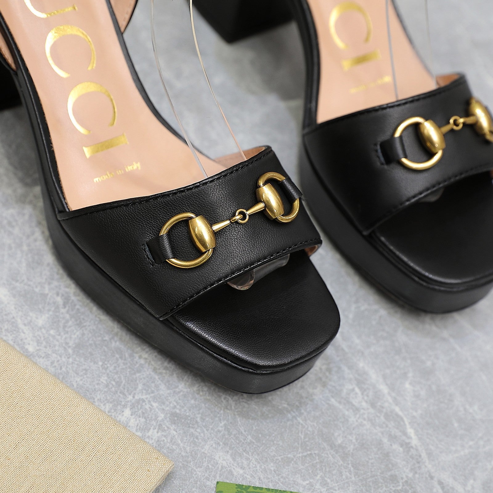 Elegant European-Style Leather Sandals – New Season Bestseller