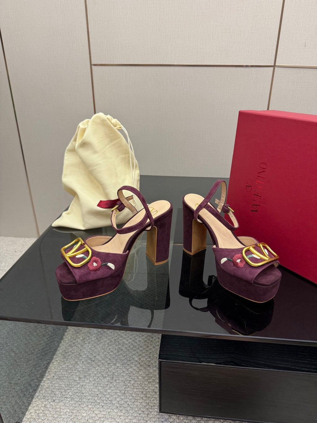 Platform Heel Sandals – Elegant Summer Statement
