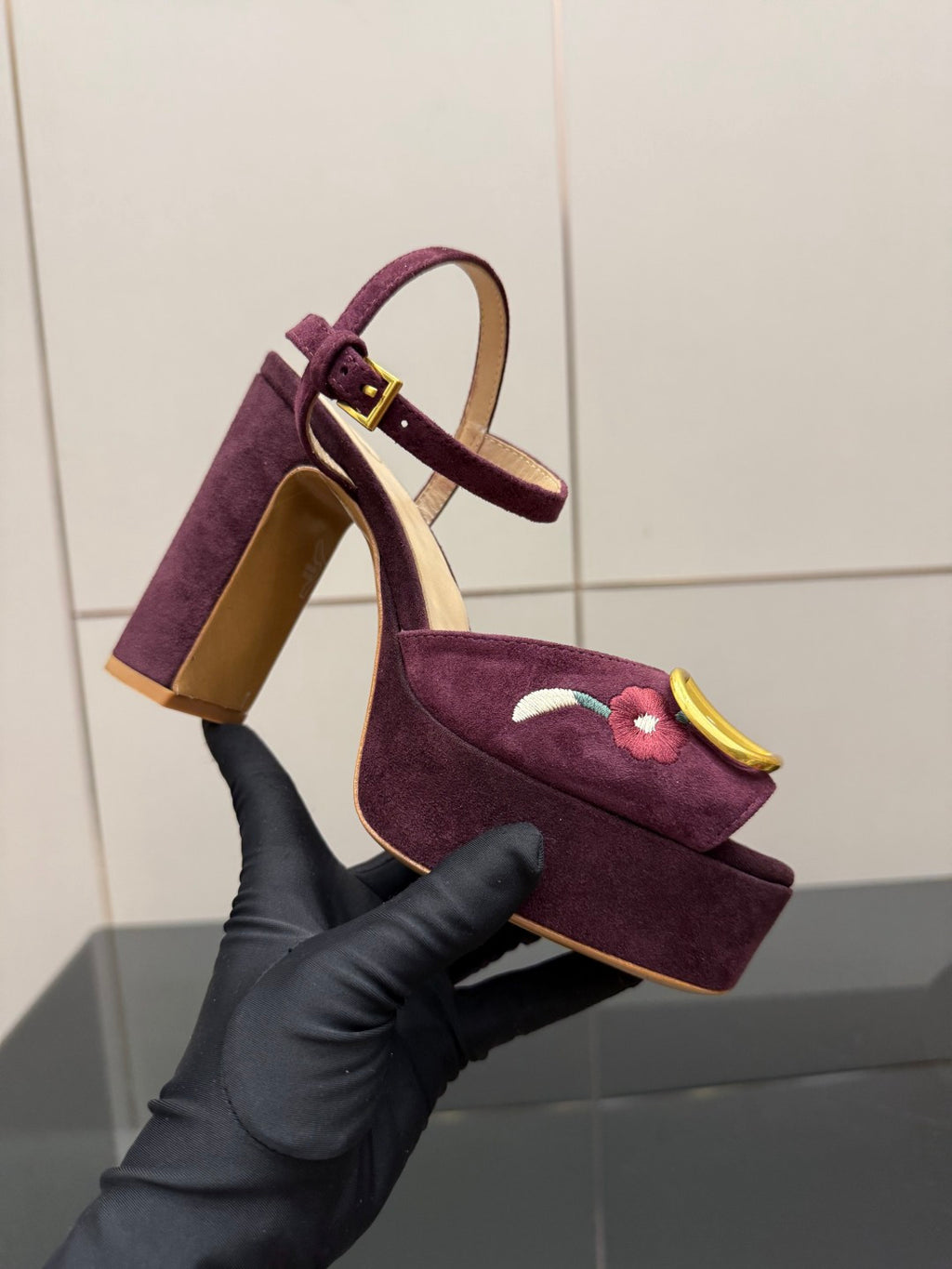 Platform Heel Sandals – Elegant Summer Statement