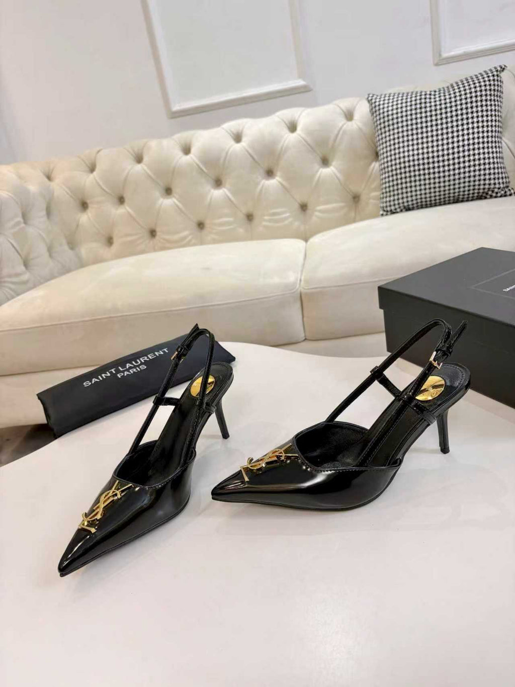 Metal Logo Heel Sandals – Early Spring 2026 Collection