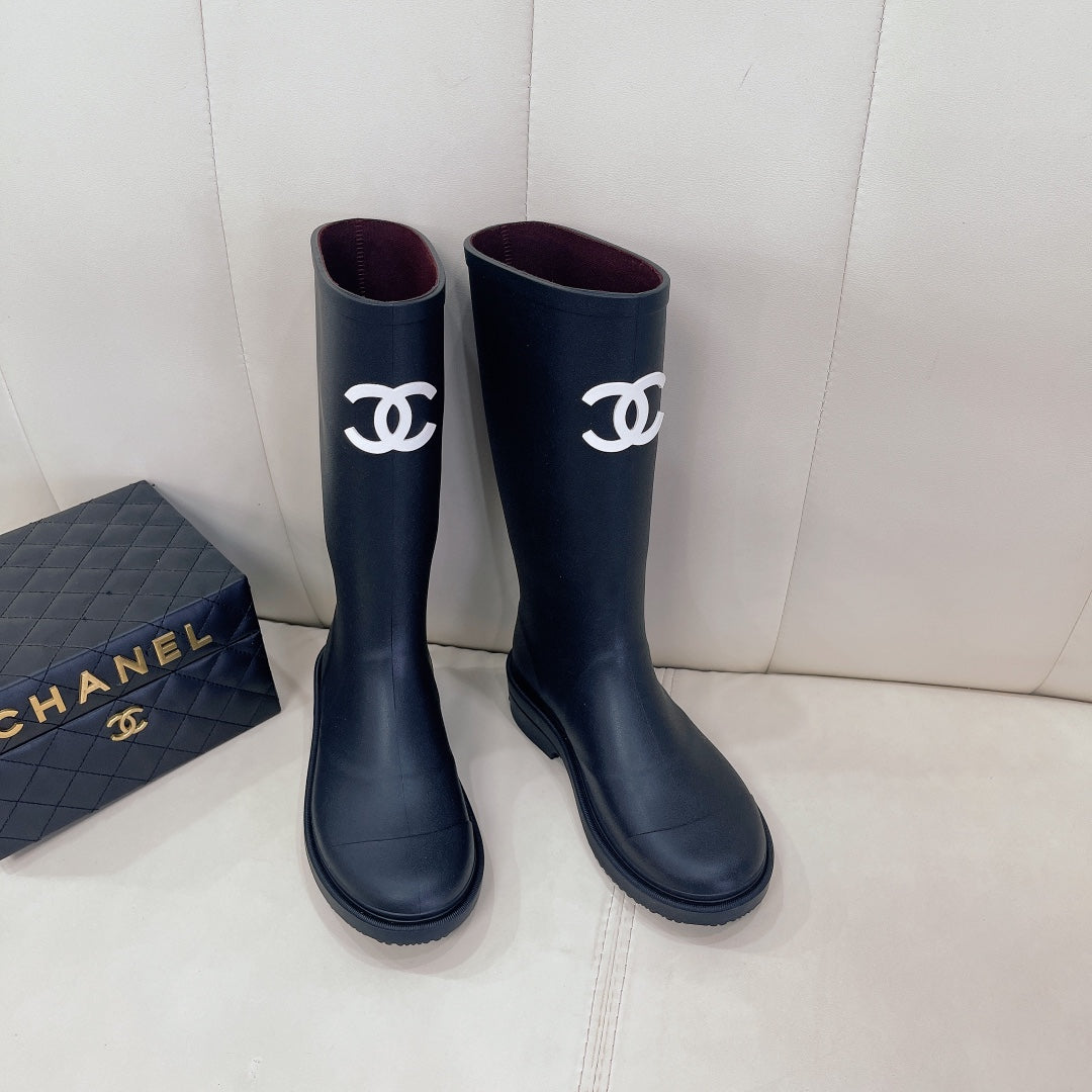 Vintage-Inspired Luxury Rain Boots – Timeless Bestseller