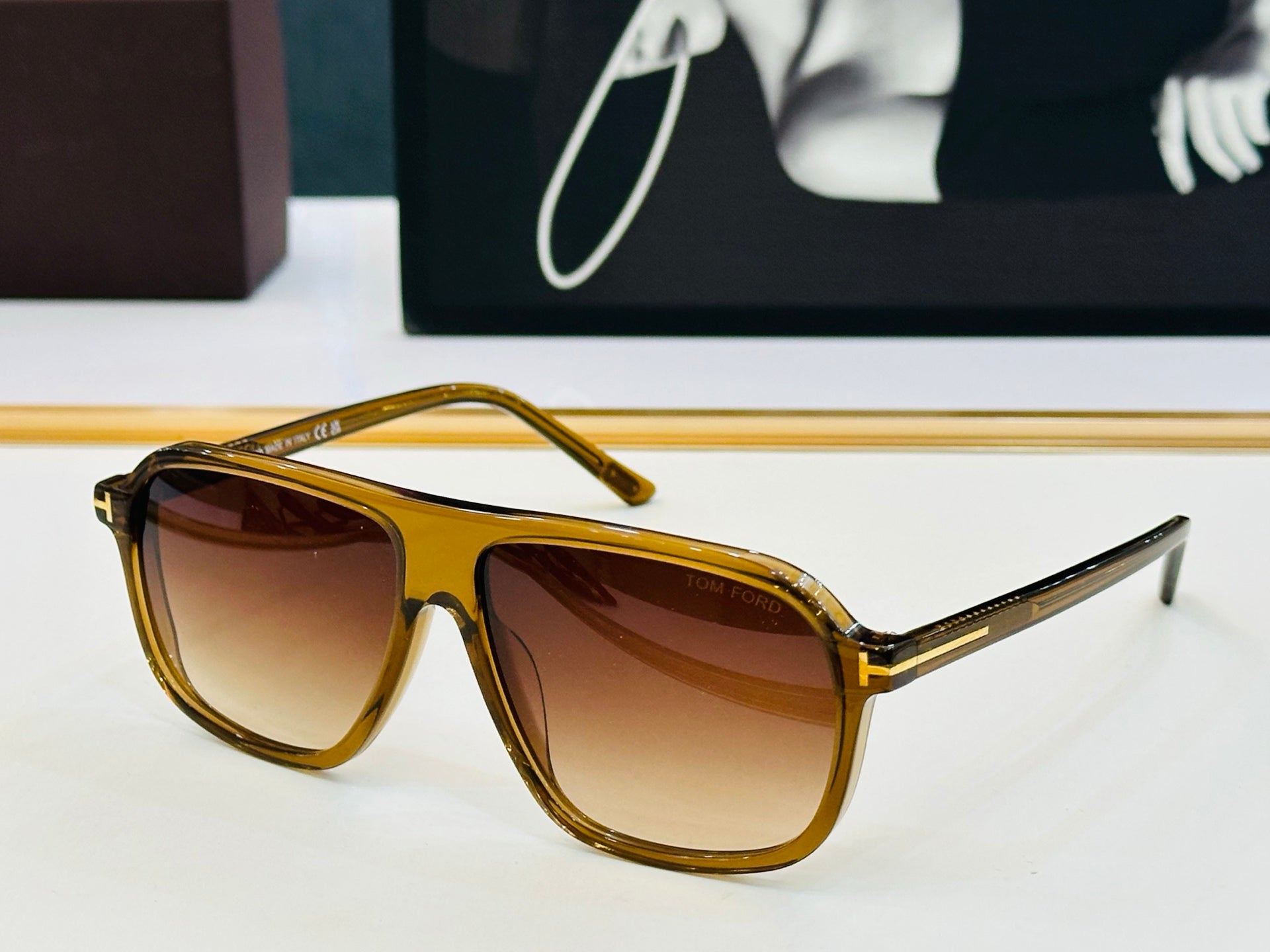 Classic Fashion Sunglasses  TM