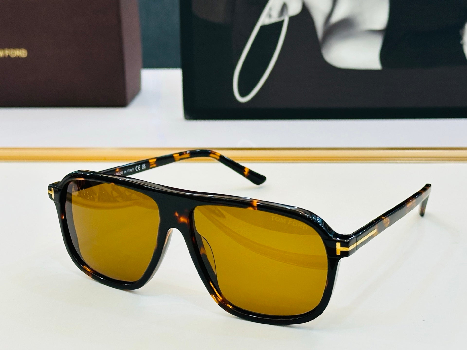 Classic Fashion Sunglasses  TM