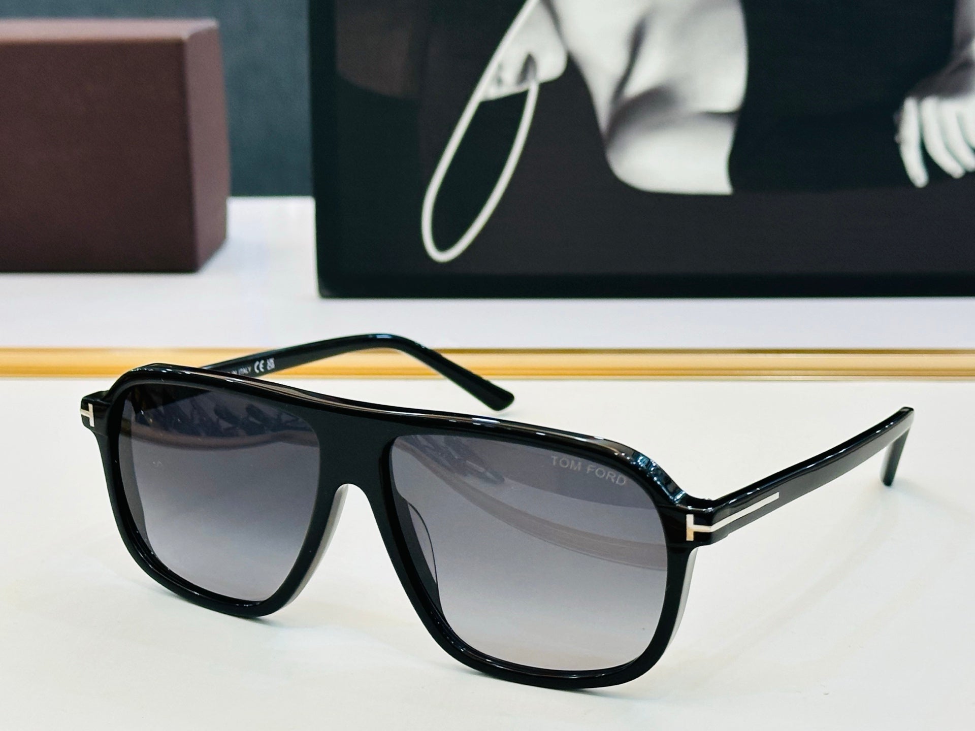 Classic Fashion Sunglasses  TM