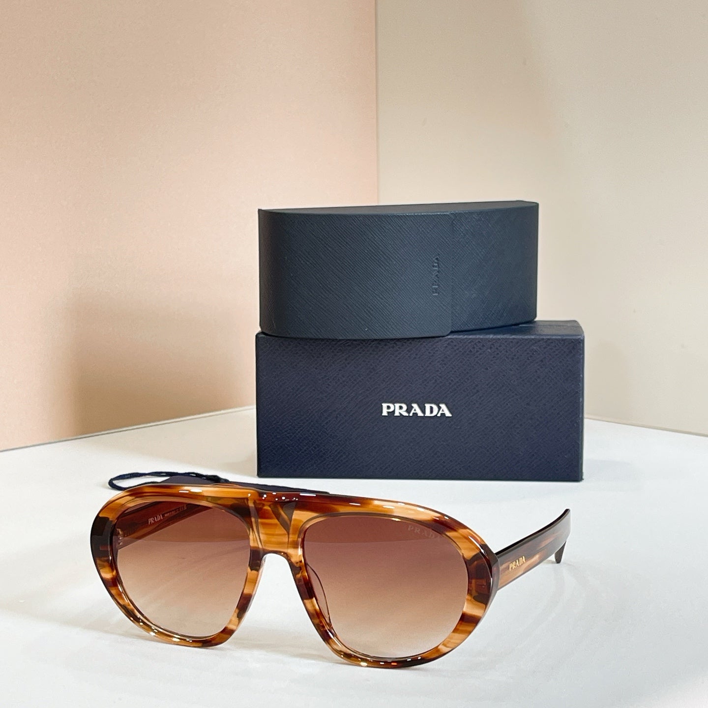 P Classic Fashion Sunglasses