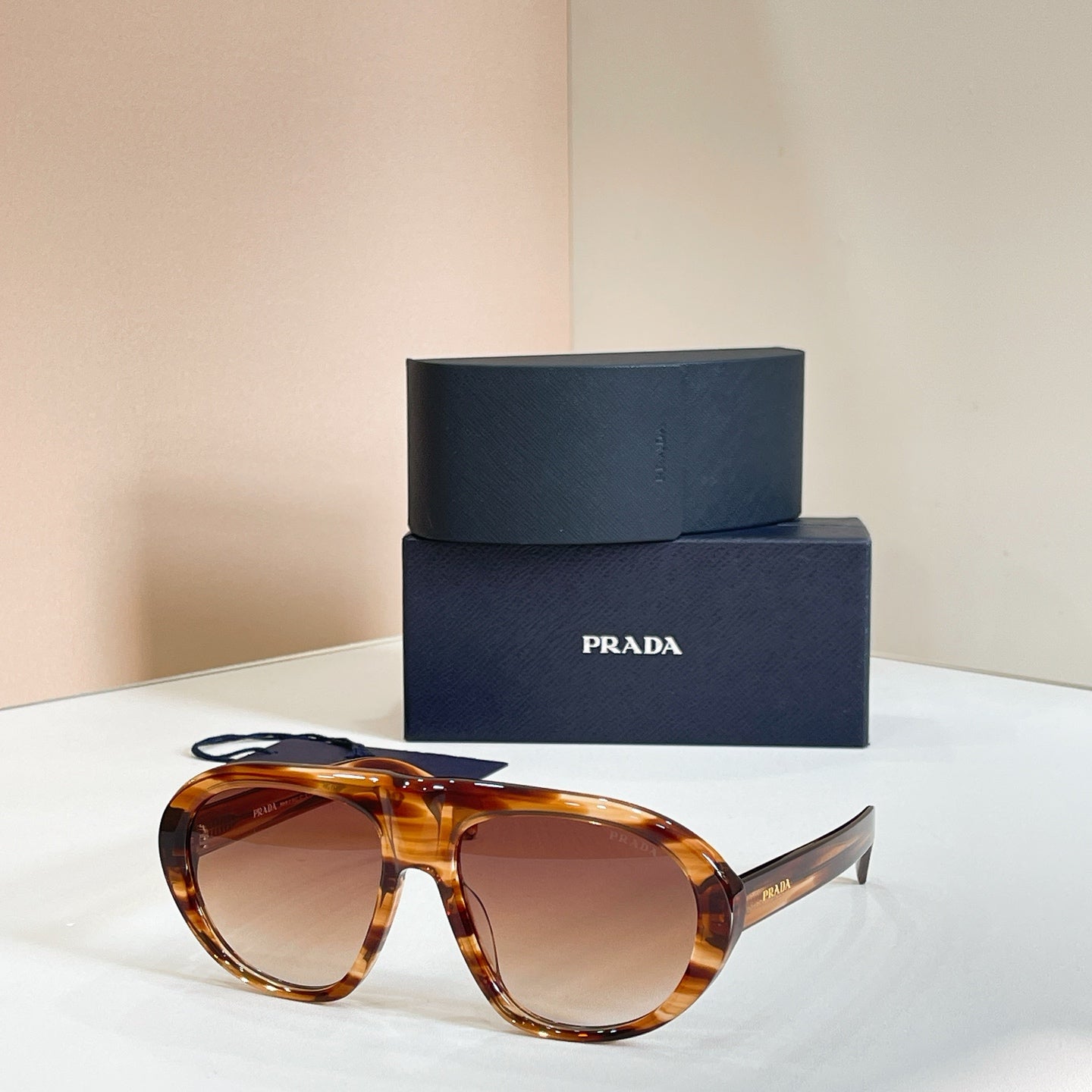 P Classic Fashion Sunglasses