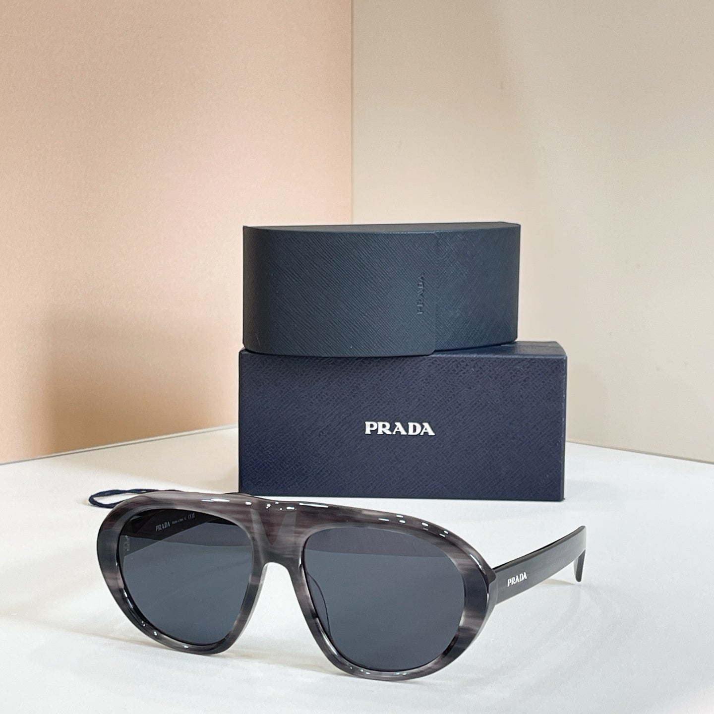 P Classic Fashion Sunglasses