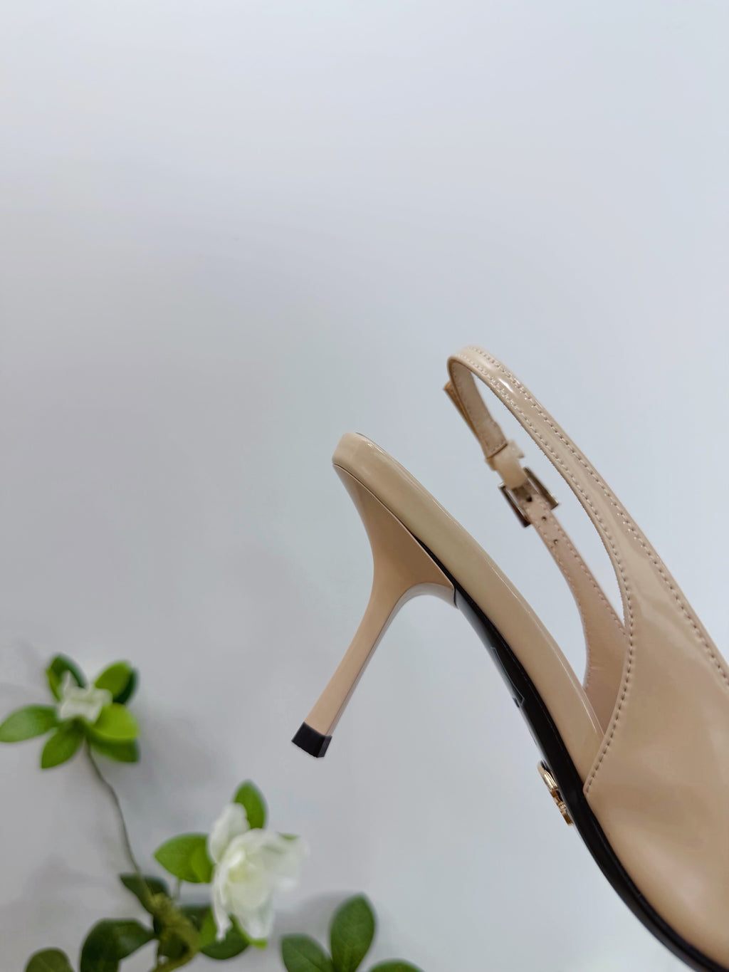 2026 SS New Arrival — Luxury Embellished Heel