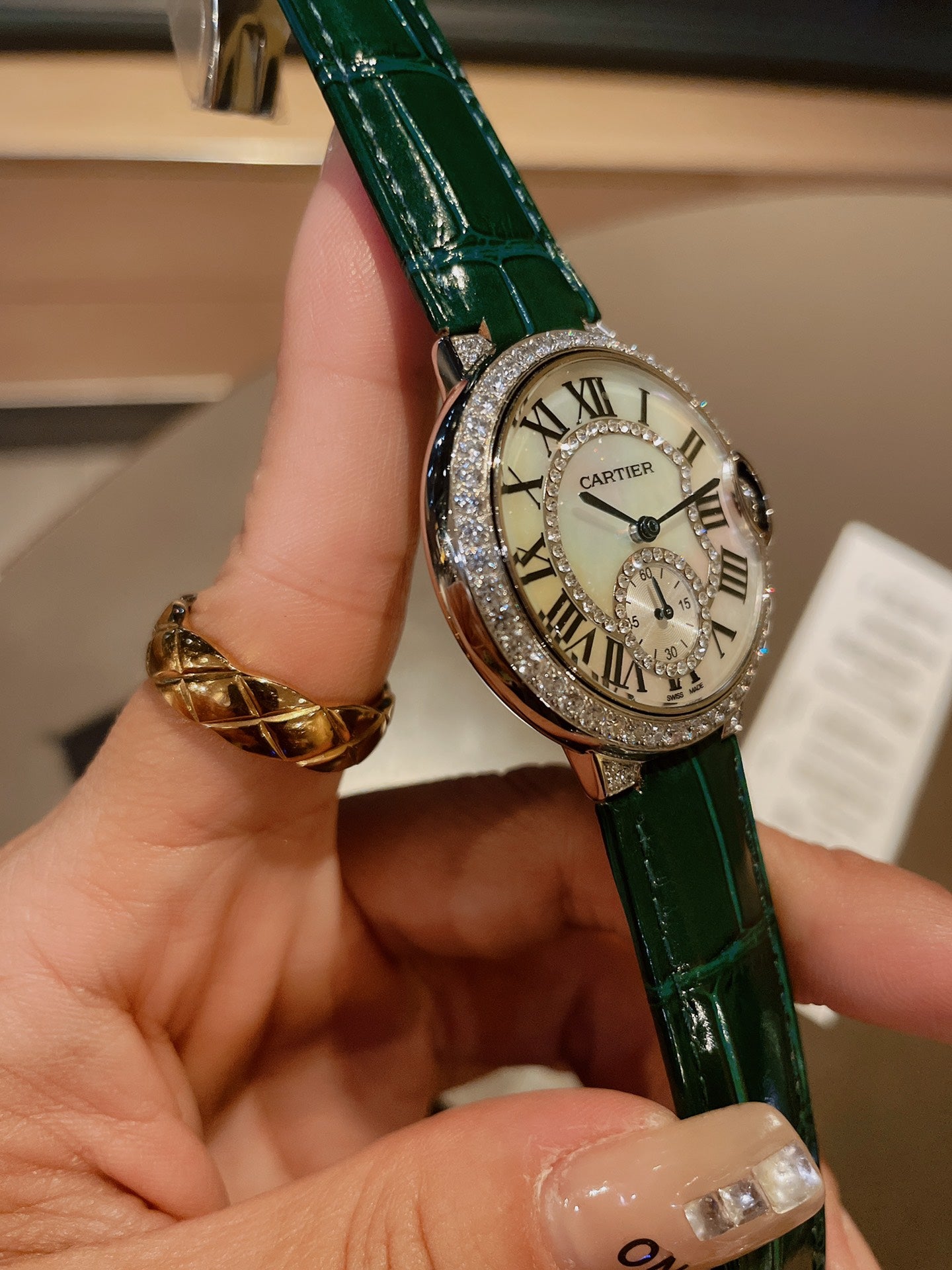 Ballon Bleu Round Watch | 36mm|Top Tier|