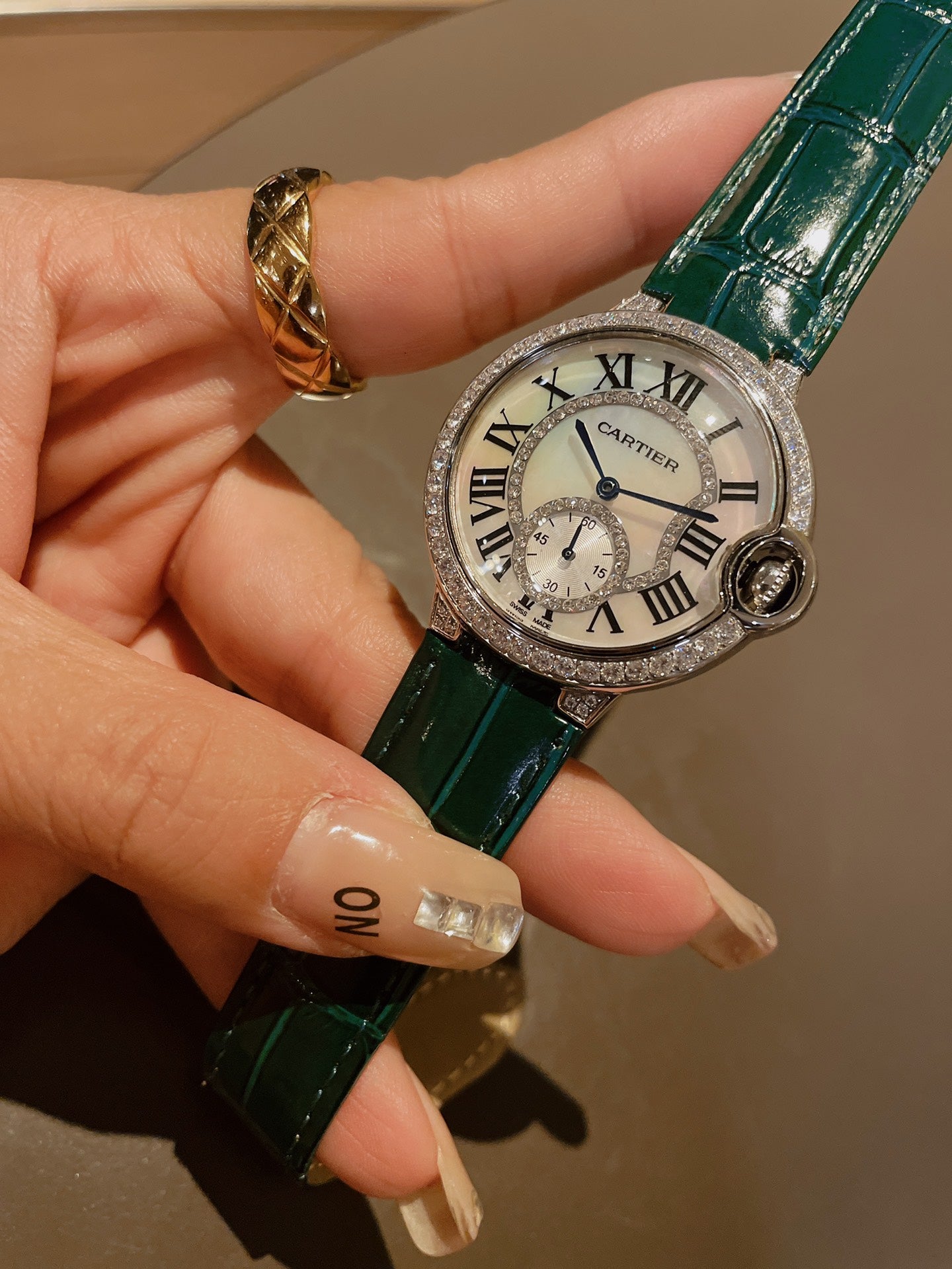 Ballon Bleu Round Watch | 36mm|Top Tier|