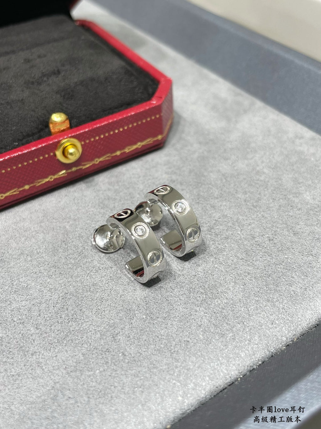 Half-Hoop Screw Motif Earrings — LOVE Series ✨ ( top-tier )