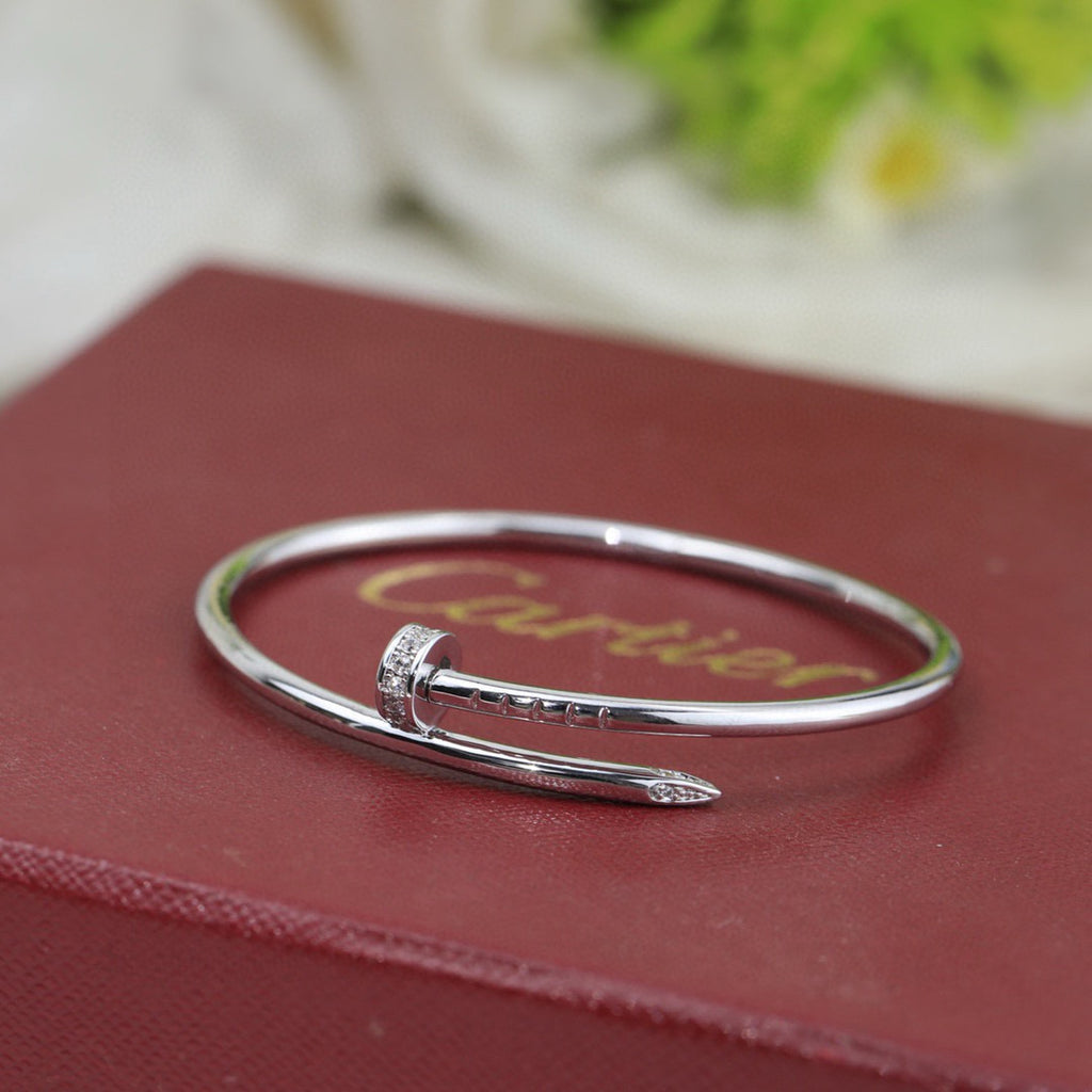 Slim Nail Bangle — Juste un Clou Series | Top-tier |