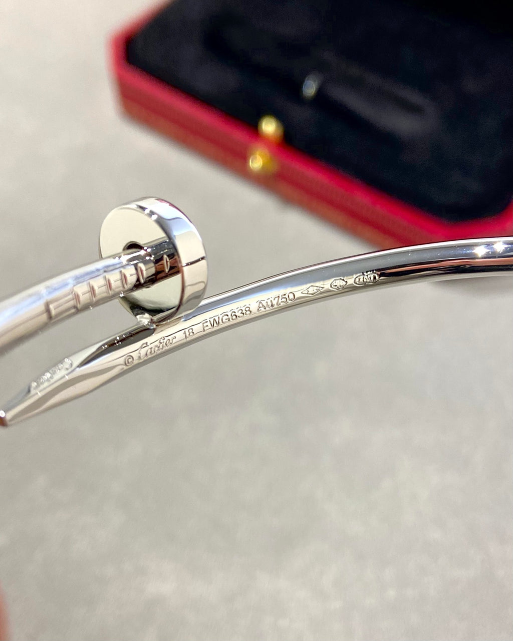Nail Bangle — Juste un Clou Series | Top-tier |